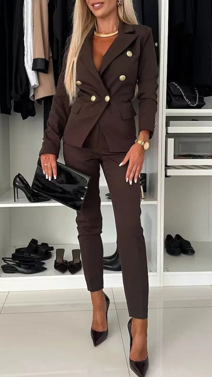 Tweedelig elegant en tijdloos outfit